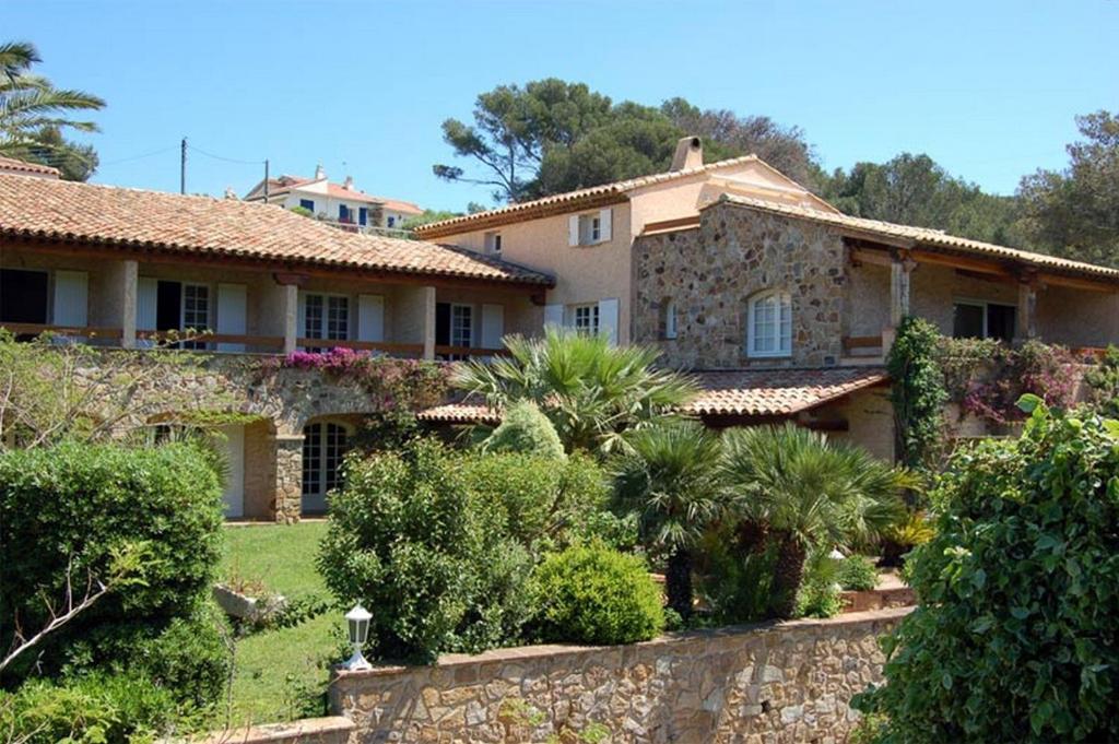 L' Escapade Hotel & Restaurant Le Pradet Exterior foto